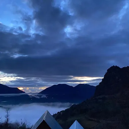 山林小屋 Qafe-murrize, 地拉那