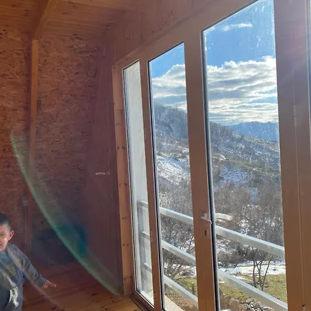 Lodge Qafe-murrize,